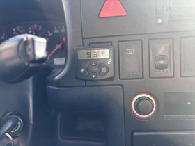 Volkswagen Caravelle vaihtoauto