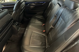 BMW 745 vaihtoauto