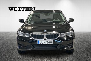 BMW 330 vaihtoauto