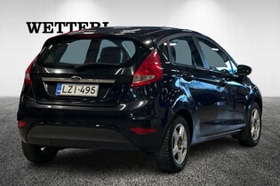 Ford Fiesta vaihtoauto