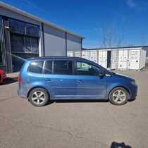 Volkswagen Touran vaihtoauto