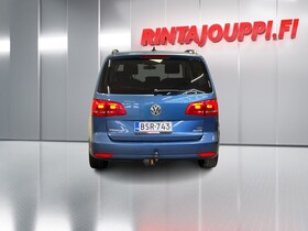 Volkswagen Touran vaihtoauto