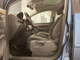 Volkswagen Touran vaihtoauto