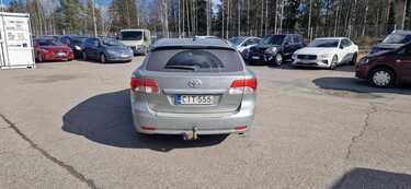 Toyota Avensis vaihtoauto