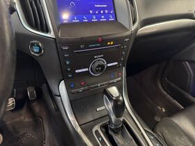 Ford Edge vaihtoauto