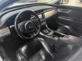 Jaguar XF vaihtoauto