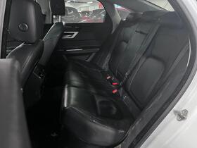 Jaguar XF vaihtoauto