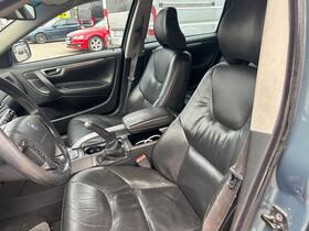 Volvo XC70 vaihtoauto