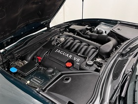Jaguar XK8 vaihtoauto