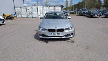 BMW 320 vaihtoauto