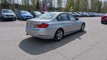 BMW 320 vaihtoauto