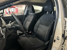 Nissan Micra vaihtoauto