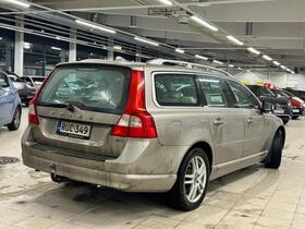 Volvo V70 vaihtoauto