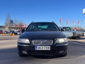 Volvo V70 vaihtoauto