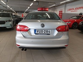 Volkswagen Jetta vaihtoauto