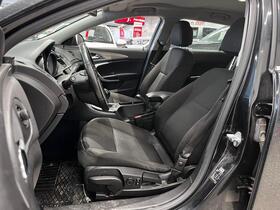 Opel Insignia vaihtoauto