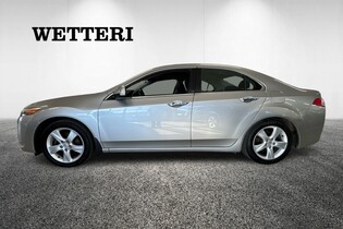 Honda Accord vaihtoauto