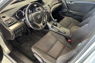 Honda Accord vaihtoauto