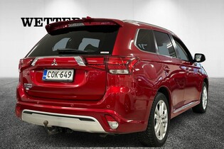 Mitsubishi Outlander PHEV vaihtoauto