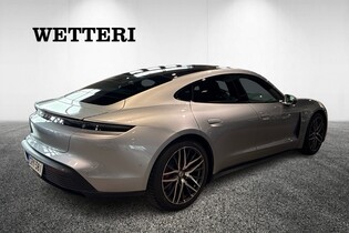 Porsche Taycan vaihtoauto