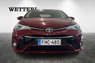 Toyota Avensis vaihtoauto