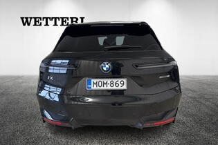 BMWi iX vaihtoauto