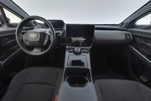 Toyota bZ4X vaihtoauto