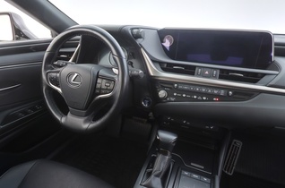 Lexus ES vaihtoauto