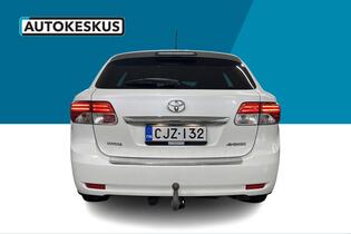 Toyota Avensis vaihtoauto