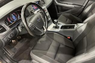 Volvo V60 Cross Country vaihtoauto