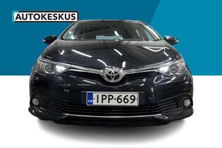 Toyota Auris vaihtoauto