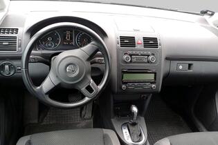 Volkswagen Touran vaihtoauto