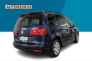 Volkswagen Touran vaihtoauto