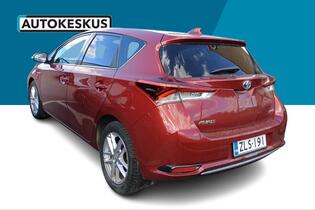 Toyota Auris vaihtoauto