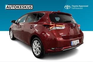 Toyota Auris vaihtoauto