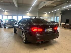 BMW 330 vaihtoauto