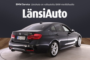 BMW 330 vaihtoauto