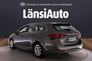 Toyota Avensis vaihtoauto