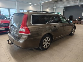 Volvo V70 vaihtoauto