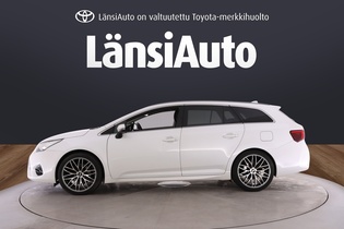 Toyota Avensis vaihtoauto