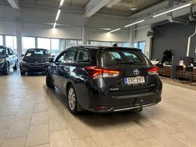 Toyota Auris vaihtoauto