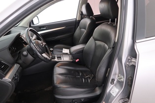 Subaru Legacy vaihtoauto