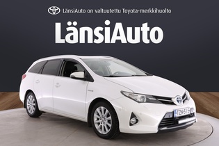 Toyota Auris vaihtoauto