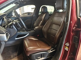 Jaguar F-PACE vaihtoauto