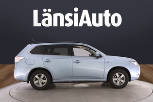 Mitsubishi Outlander PHEV vaihtoauto