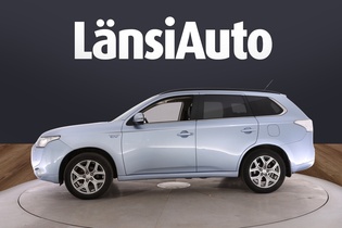 Mitsubishi Outlander PHEV vaihtoauto