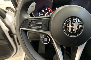 Alfa Romeo Giulia vaihtoauto