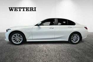 BMW 330 vaihtoauto