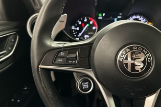 Alfa Romeo Giulia vaihtoauto