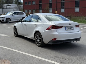 Lexus IS vaihtoauto
